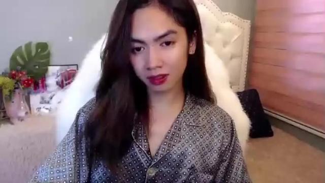 Image 3 of urlovelypinayxxx Stream on Chaturbate on 18 months ago