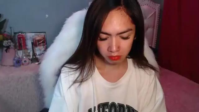 Image 12 of urlovelypinayxxx Stream on Chaturbate on 18 months ago