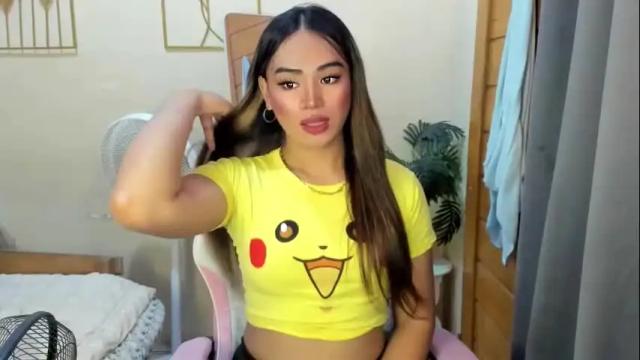 Image 12 of urluscious_russel Stream on Chaturbate on 2 days ago