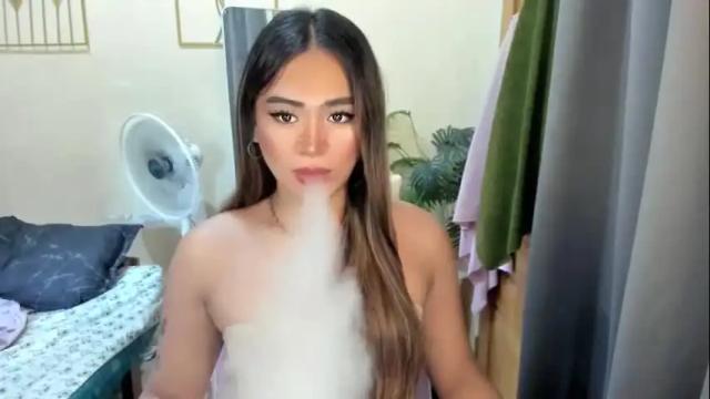 Image 3 of urluscious_russel Stream on Chaturbate on 1 month ago