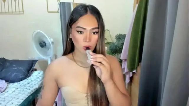 Image 4 of urluscious_russel Stream on Chaturbate on 1 month ago