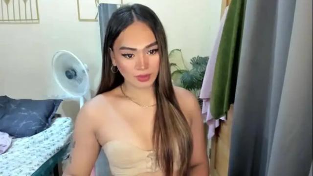 Image 6 of urluscious_russel Stream on Chaturbate on 1 month ago