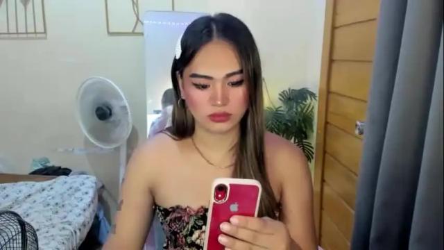 Image 12 of urluscious_russel Stream on Chaturbate on 1 month ago