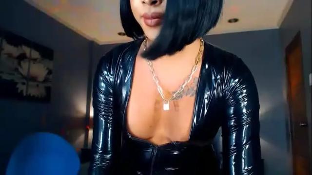 Image 12 of urmajestytyra Stream on Chaturbate on 3 days ago