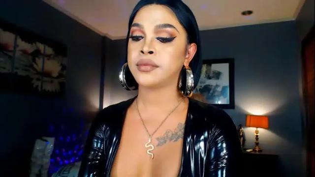 Image 11 of urmajestytyra Stream on Chaturbate on 1 month ago