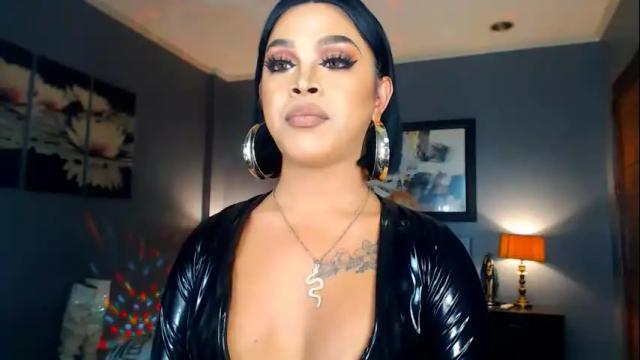 Image 3 of urmajestytyra Stream on Chaturbate on 1 month ago