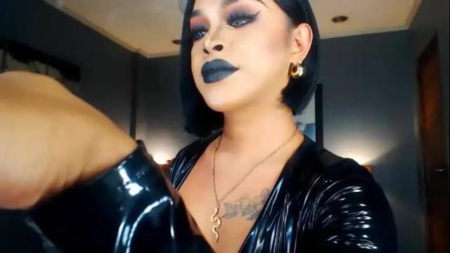 Image 8 of urmajestytyra Stream on Chaturbate on 1 month ago