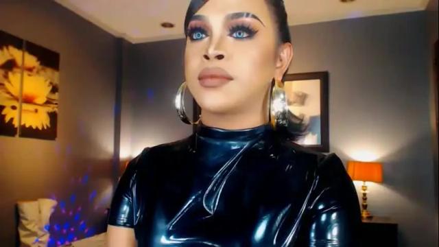 Image 12 of urmajestytyra Stream on Chaturbate on 1 month ago