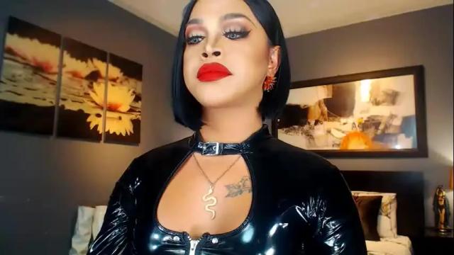 Image 3 of urmajestytyra Stream on Chaturbate on 1 month ago