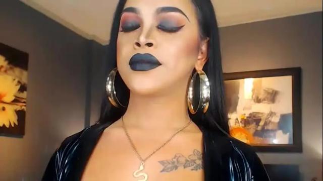 Image 8 of urmajestytyra Stream on Chaturbate on 1 month ago