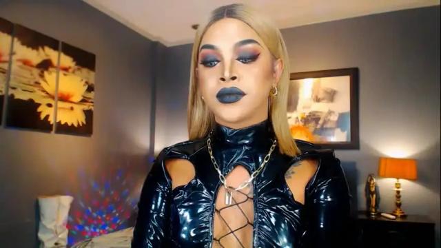 Image 7 of urmajestytyra Stream on Chaturbate on 22 days ago