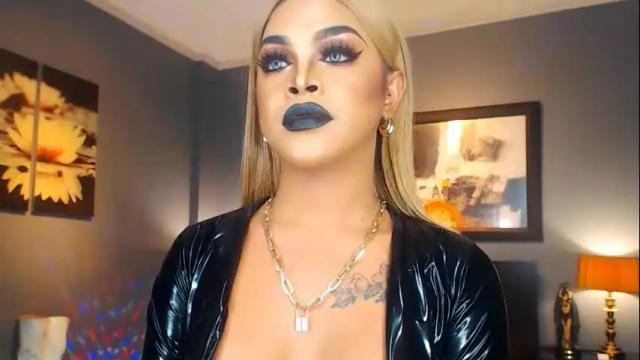 Image 3 of urmajestytyra Stream on Chaturbate on 17 days ago