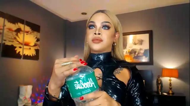 Image 12 of urmajestytyra Stream on Chaturbate on 16 days ago