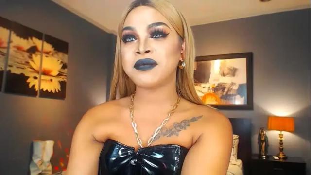 Image 11 of urmajestytyra Stream on Chaturbate on 15 days ago