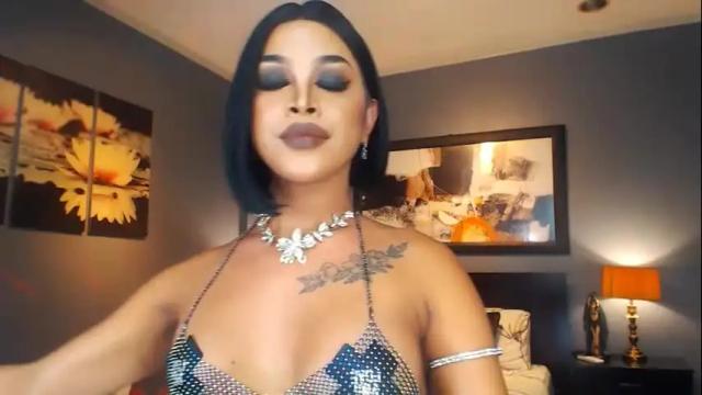 Image 2 of urmajestytyra Stream on Chaturbate on 9 days ago