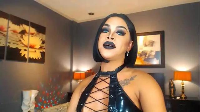 Image 11 of urmajestytyra Stream on Chaturbate on 6 days ago