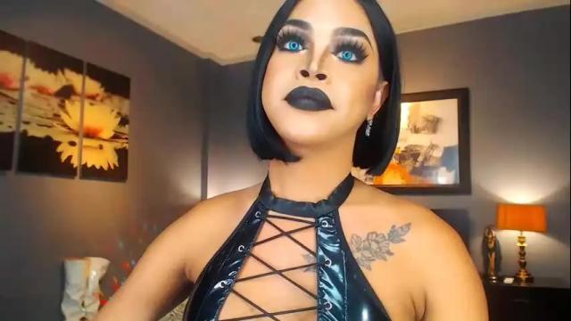 Image 4 of urmajestytyra Stream on Chaturbate on 6 days ago