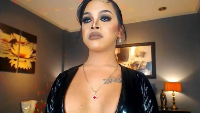 Image 10 of urmajestytyra Stream on Chaturbate on 1 month ago