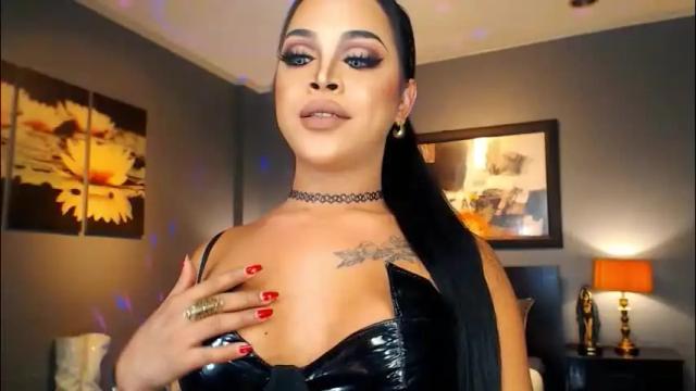 Image 10 of urmajestytyra Stream on Chaturbate on 1 month ago
