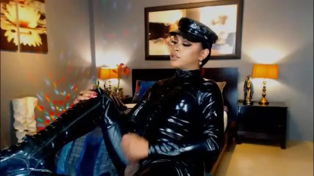Image 10 of urmajestytyra Stream on Chaturbate on 1 month ago