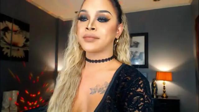 Image 12 of urmajestytyra Stream on Chaturbate on 1 month ago