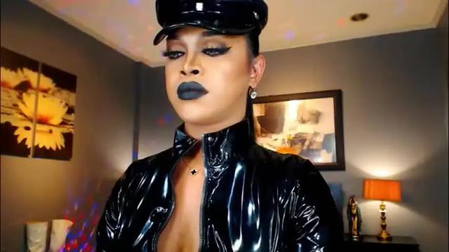 Image 11 of urmajestytyra Stream on Chaturbate on 23 days ago
