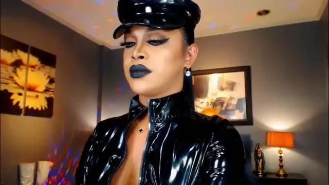 Image 7 of urmajestytyra Stream on Chaturbate on 23 days ago
