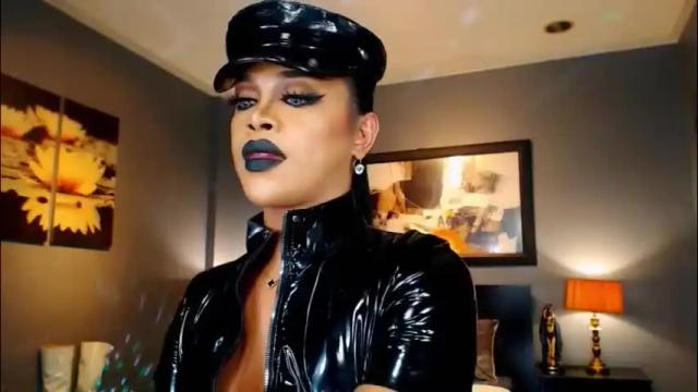 Image 8 of urmajestytyra Stream on Chaturbate on 23 days ago