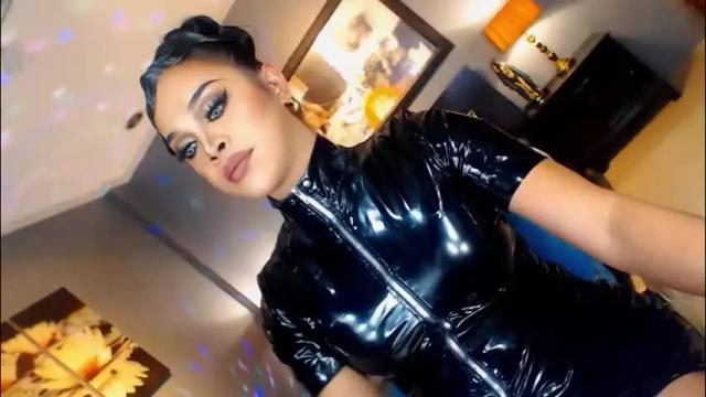 Image 12 of urmajestytyra Stream on Chaturbate on 20 days ago