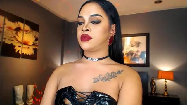 Image 3 of urmajestytyra Stream on Chaturbate on 1 month ago