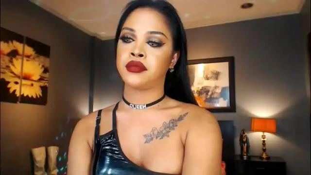 Image 3 of urmajestytyra Stream on Chaturbate on 1 month ago