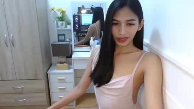 Image 11 of urmidnightangel Stream on Chaturbate on 15 months ago
