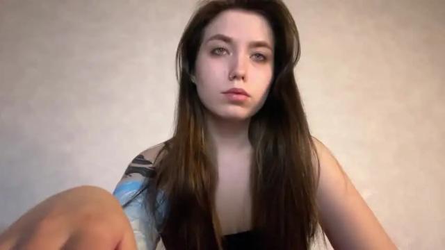 Image 10 of urmissalice Stream on Chaturbate on 12 months ago