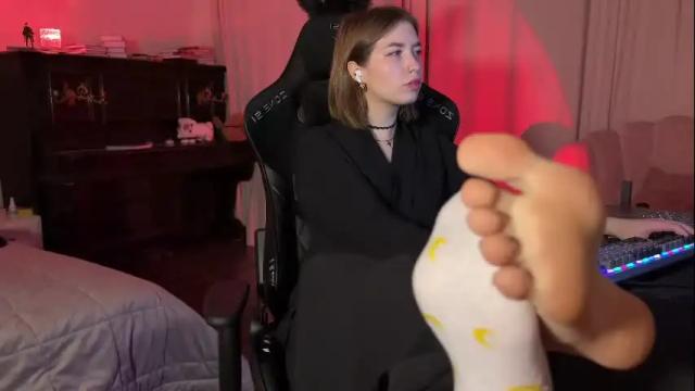 Image 8 of urmissalice Stream on Chaturbate on 2 months ago