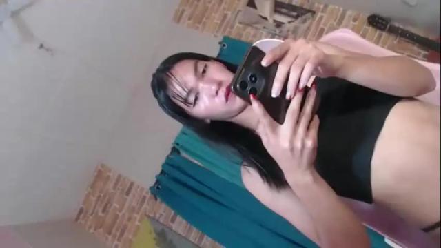 Image 10 of urnaughty_kim Stream on Chaturbate on 1 month ago