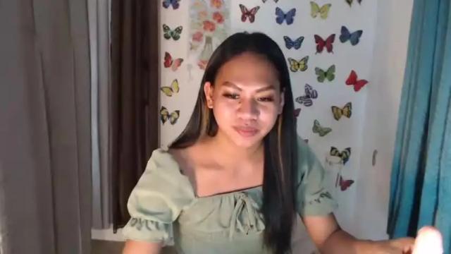 Image 12 of urnaughtymorenaxxx Stream on Chaturbate on 21 months ago