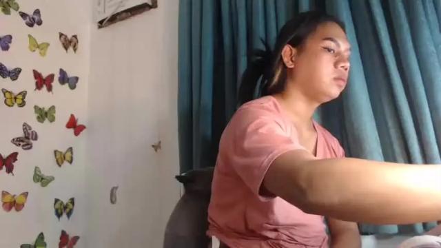 Image 2 of urnaughtymorenaxxx Stream on Chaturbate on 21 months ago