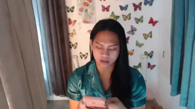 Image 8 of urnaughtymorenaxxx Stream on Chaturbate on 20 months ago