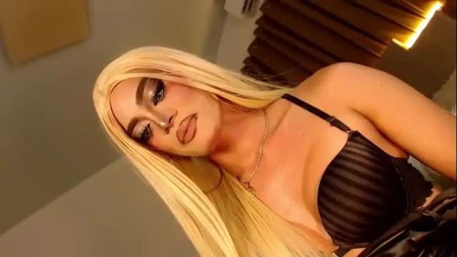 Image 3 of urnauthy_ciliaxxx Stream on Chaturbate on 1 month ago