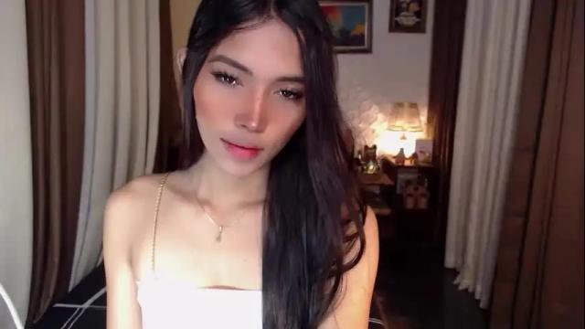 Image 2 of uronlylustzhavia Stream on Chaturbate on 17 months ago