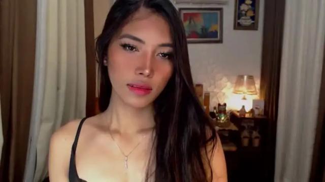 Image 3 of uronlylustzhavia Stream on Chaturbate on 17 months ago