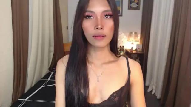 Image 7 of uronlylustzhavia Stream on Chaturbate on 17 months ago