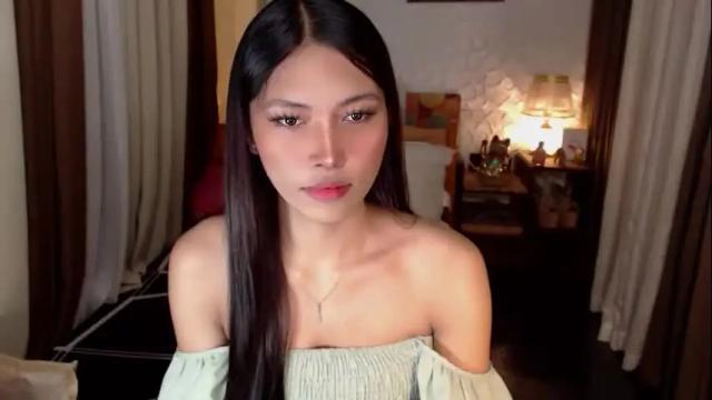 Image 2 of uronlylustzhavia Stream on Chaturbate on 14 months ago