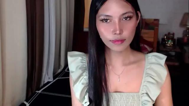 Image 11 of uronlylustzhavia Stream on Chaturbate on 14 months ago