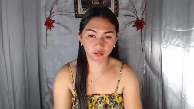 Image 10 of urpinayelenaxxx Stream on Chaturbate on 15 months ago