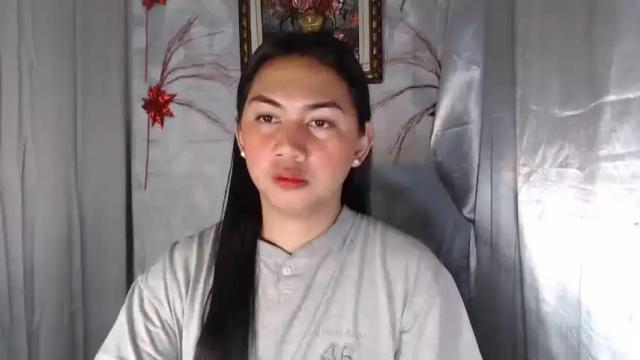 Image 3 of urpinayelenaxxx Stream on Chaturbate on 15 months ago
