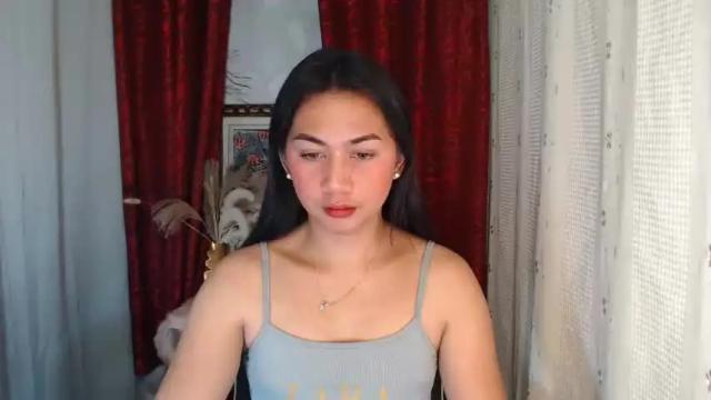 Image 4 of urpinayelenaxxx Stream on Chaturbate on 14 months ago