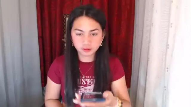 Image 4 of urpinayelenaxxx Stream on Chaturbate on 14 months ago