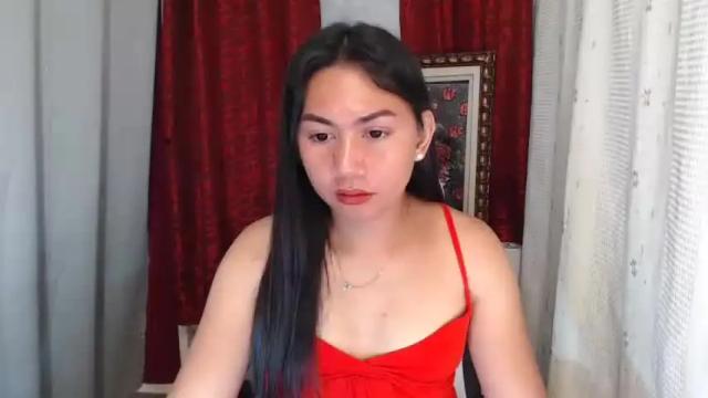 Image 4 of urpinayelenaxxx Stream on Chaturbate on 14 months ago