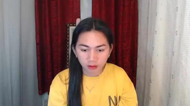 Image 6 of urpinayelenaxxx Stream on Chaturbate on 13 months ago